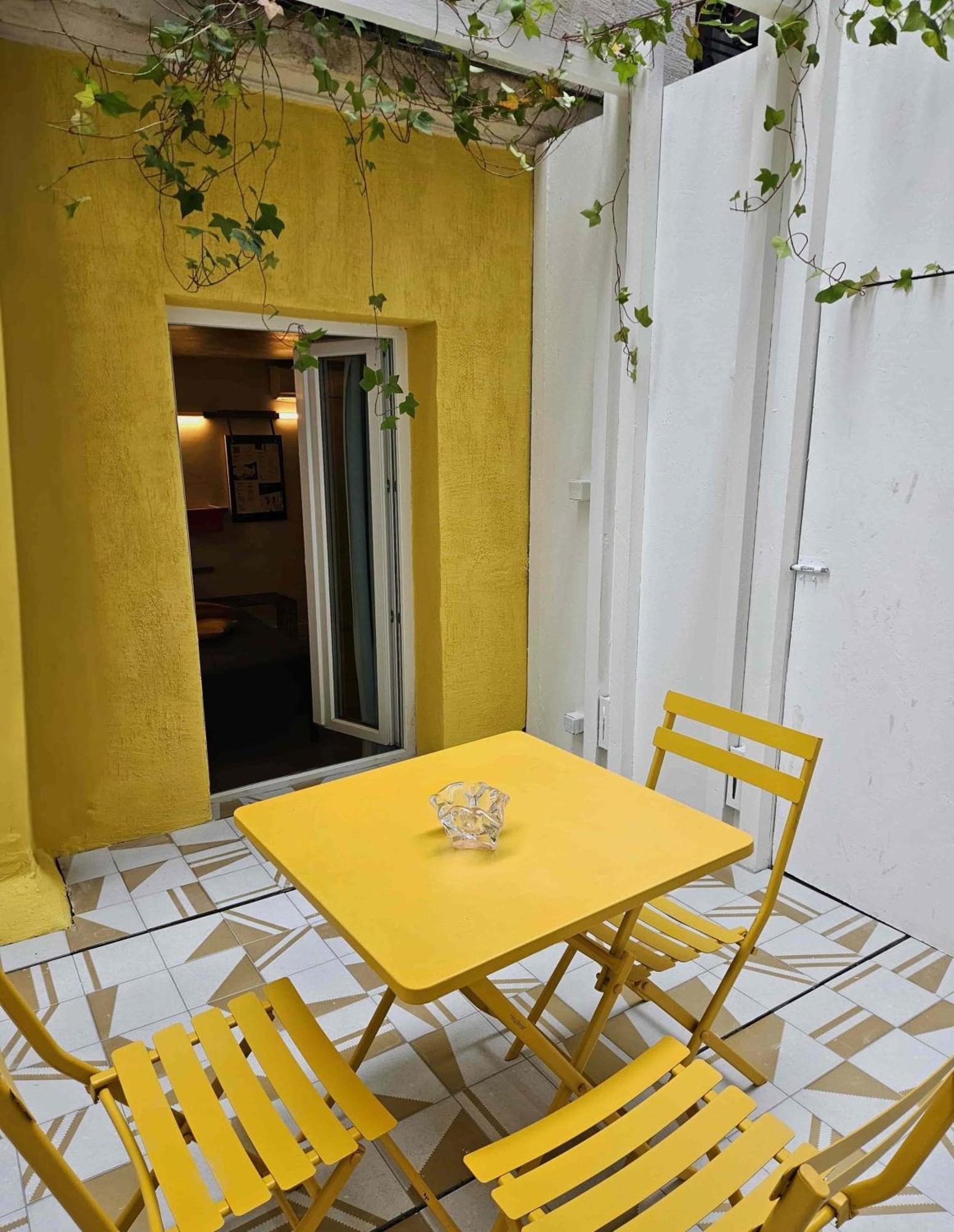 Hotel La Nouvelle Republique & Hammam Παρίσι Εξωτερικό φωτογραφία